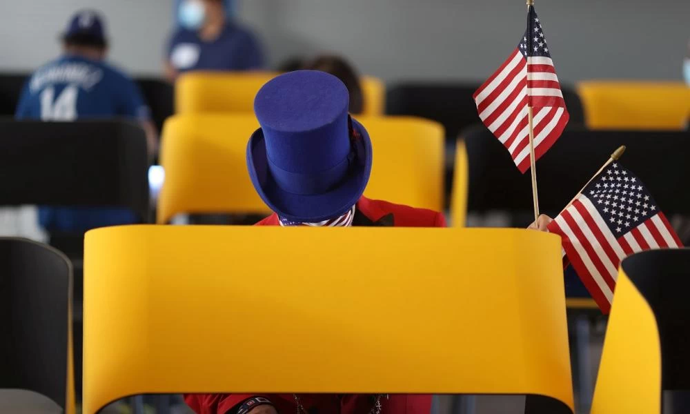 Εκλογές ΗΠΑ: Mυστηριώδη τηλεφωνήματα καλούσαν τους πολίτες να μην ψηφίσουν